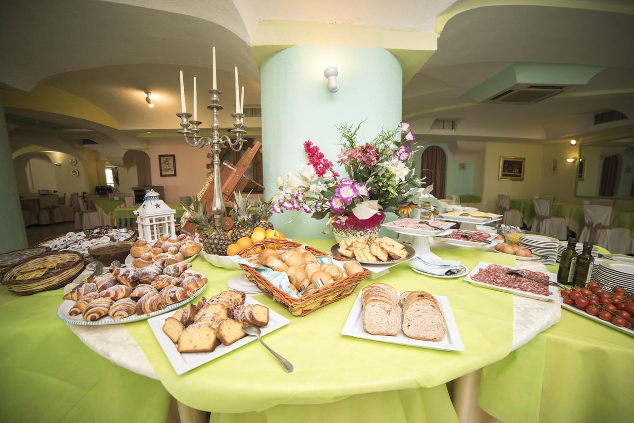 Hotel Carlo Magno Forio di Ischia Екстериор снимка