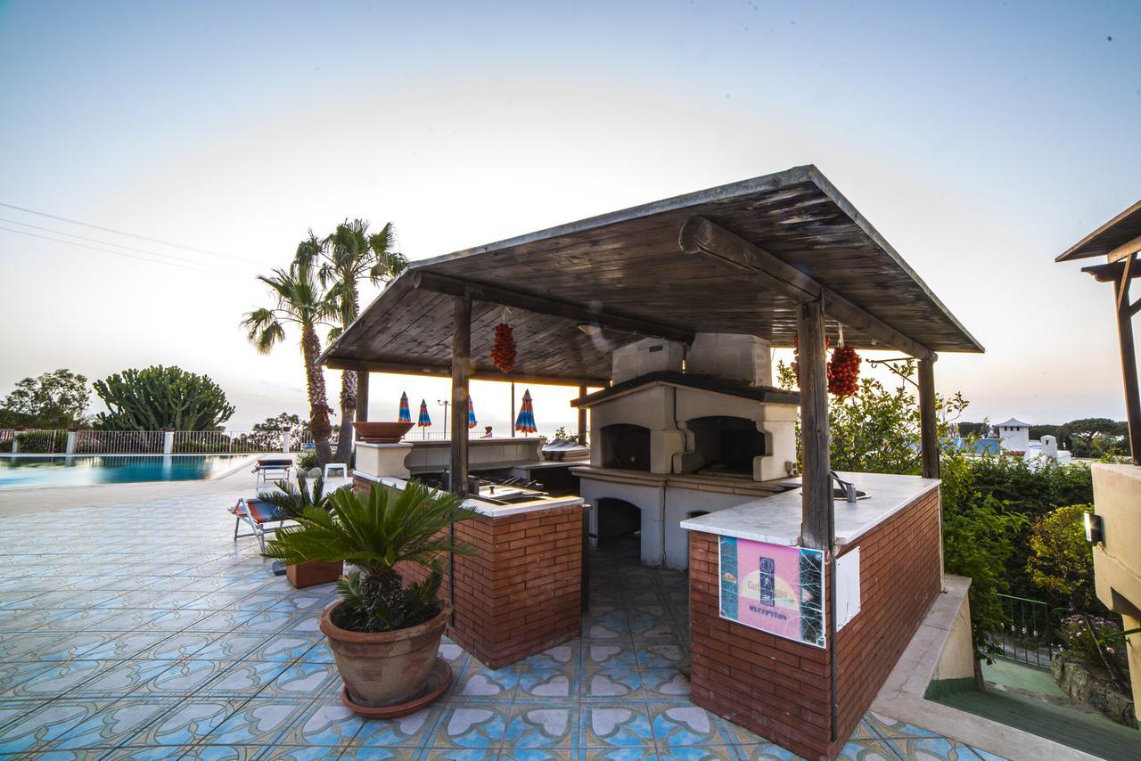 Hotel Carlo Magno Forio di Ischia Екстериор снимка