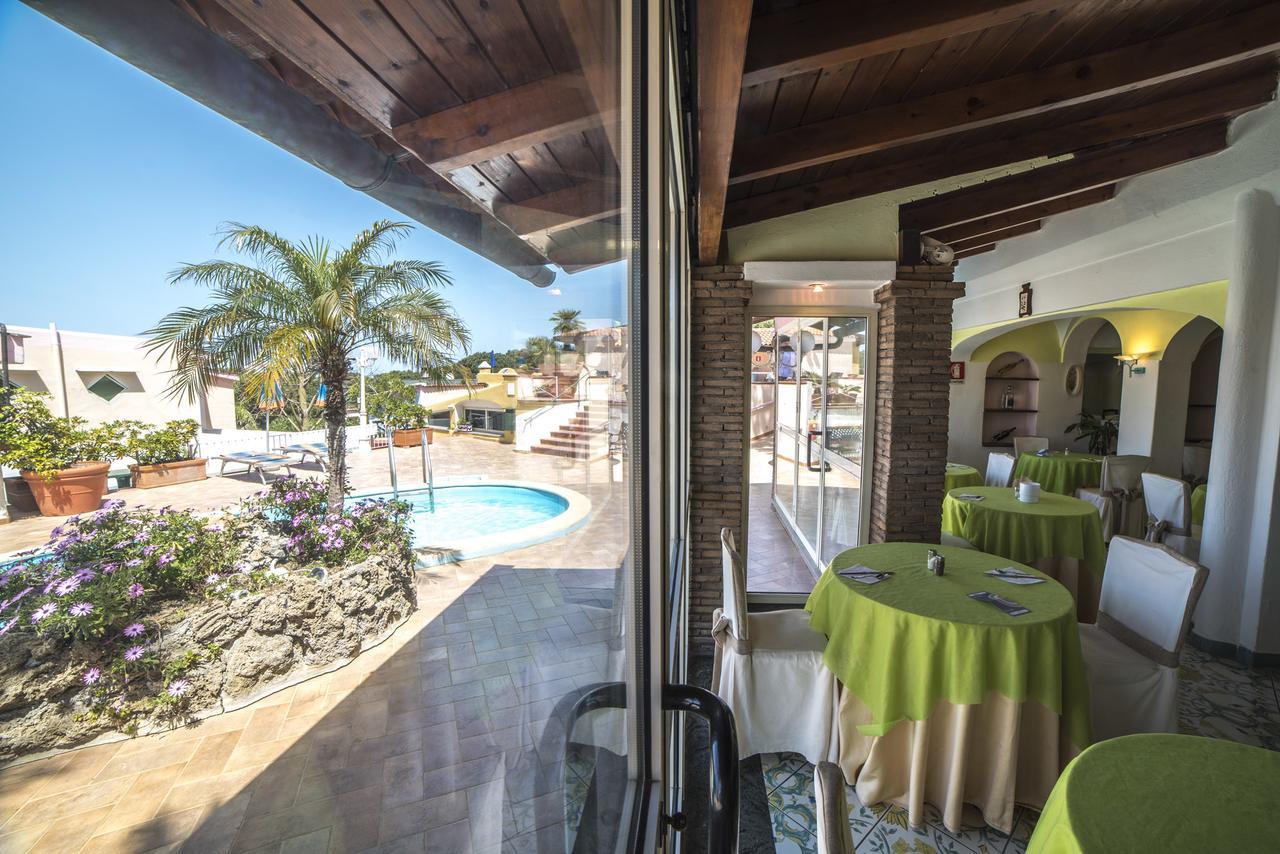 Hotel Carlo Magno Forio di Ischia Екстериор снимка